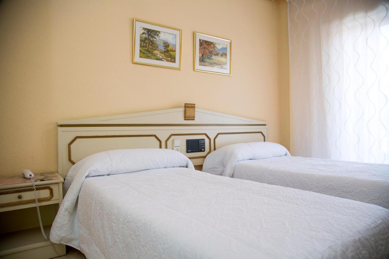 Hotel Reina Victoria Hellín 외부 사진