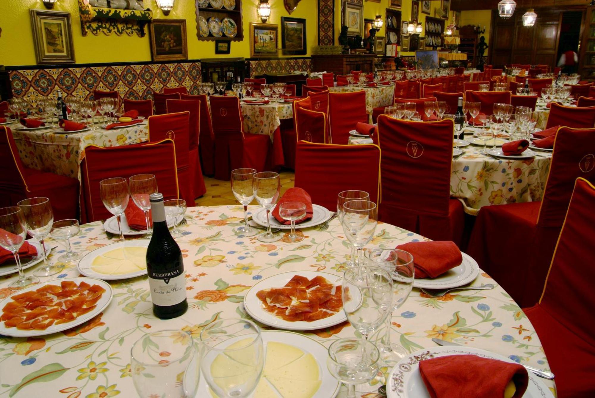 Hotel Reina Victoria Hellín 외부 사진